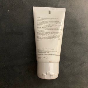 RODAN +FIELDS REVERSE
STEP 4 SUNSCREEN